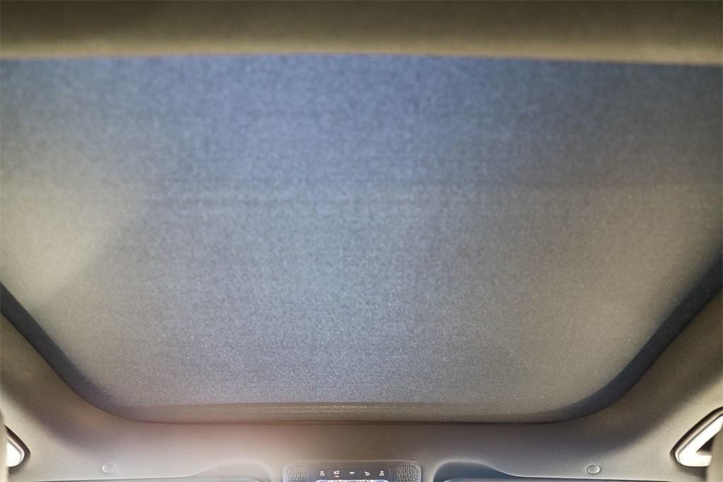 new 2025 Mercedes-Benz GLA 250 car, priced at $47,650