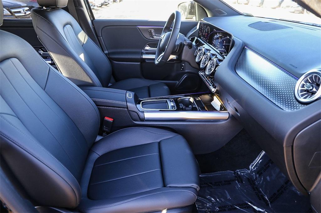 new 2025 Mercedes-Benz GLA 250 car, priced at $47,650