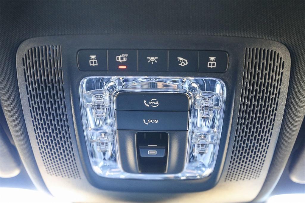 new 2025 Mercedes-Benz GLA 250 car, priced at $47,650