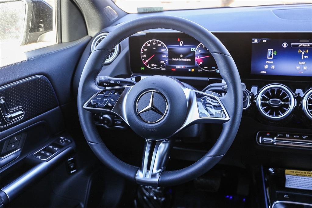 new 2025 Mercedes-Benz GLA 250 car, priced at $47,650