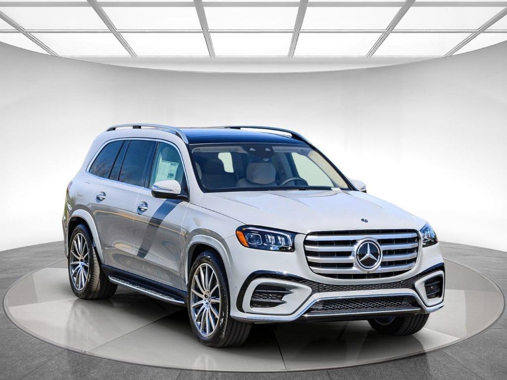 new 2026 Mercedes-Benz GLS 580 car, priced at $123,740