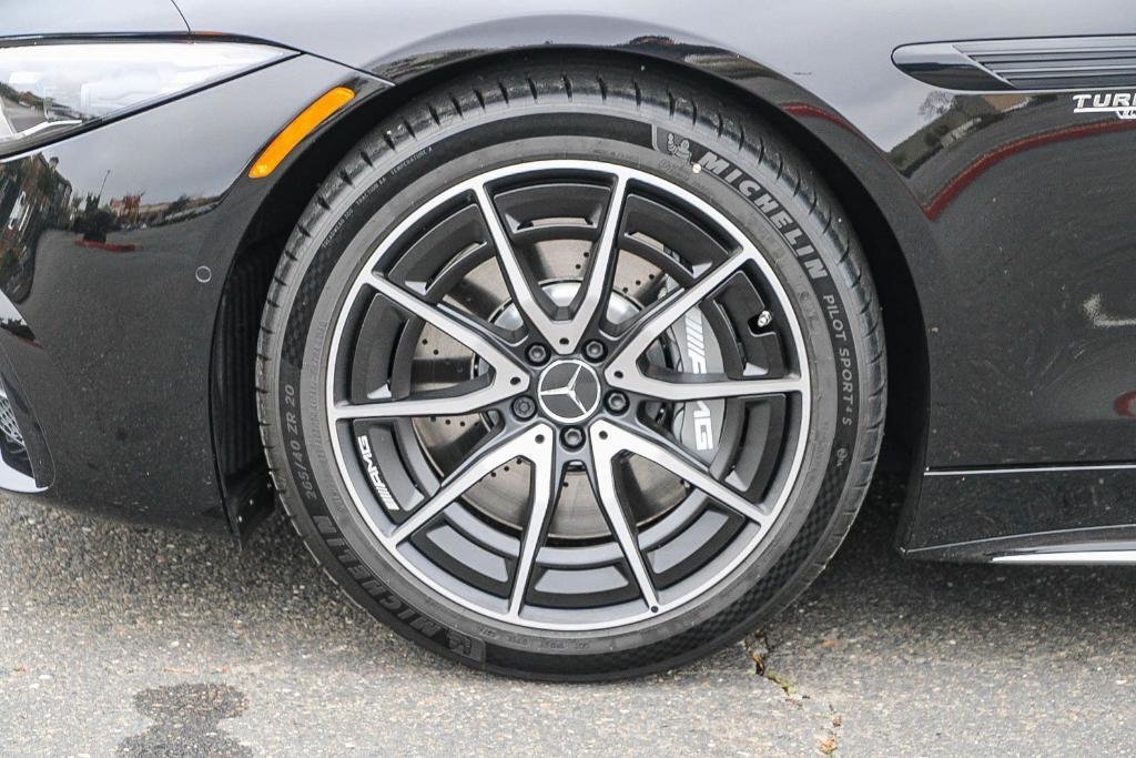 new 2026 Mercedes-Benz AMG SL 43 car, priced at $117,910