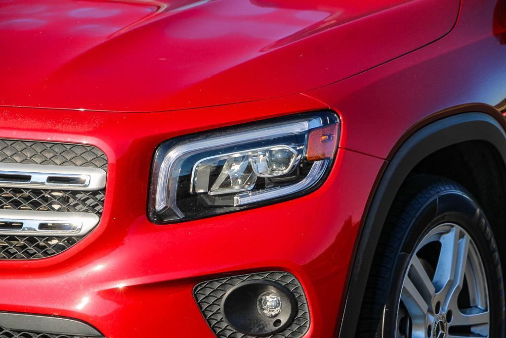 used 2021 Mercedes-Benz GLB 250 car, priced at $23,888