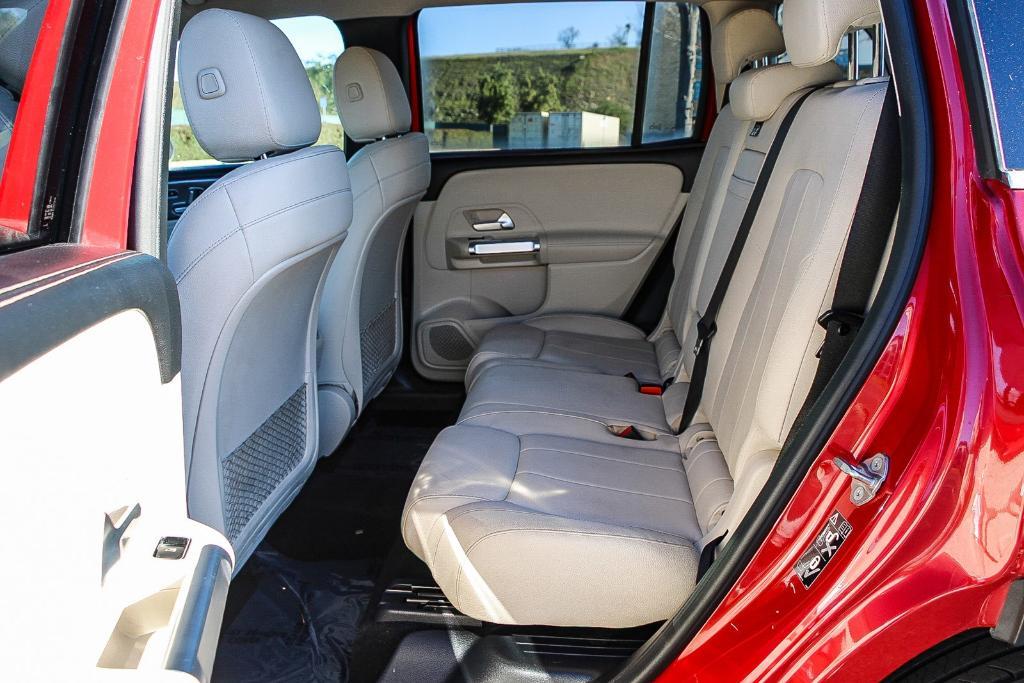 used 2021 Mercedes-Benz GLB 250 car, priced at $23,888