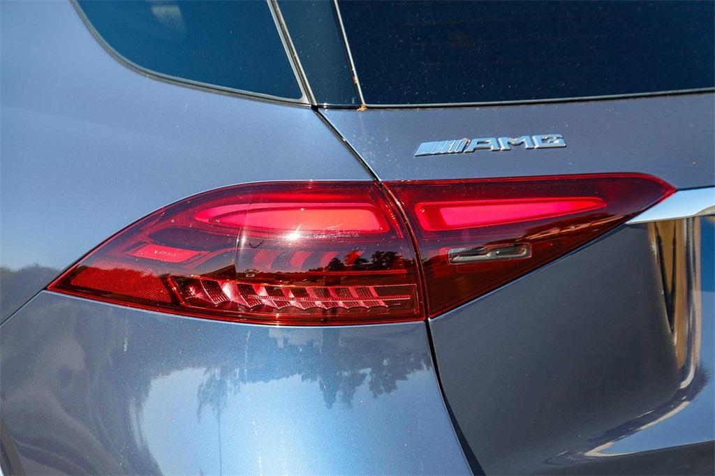 new 2026 Mercedes-Benz AMG GLE 63 car, priced at $140,685