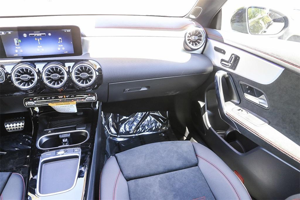 new 2025 Mercedes-Benz CLA 250 car, priced at $50,775