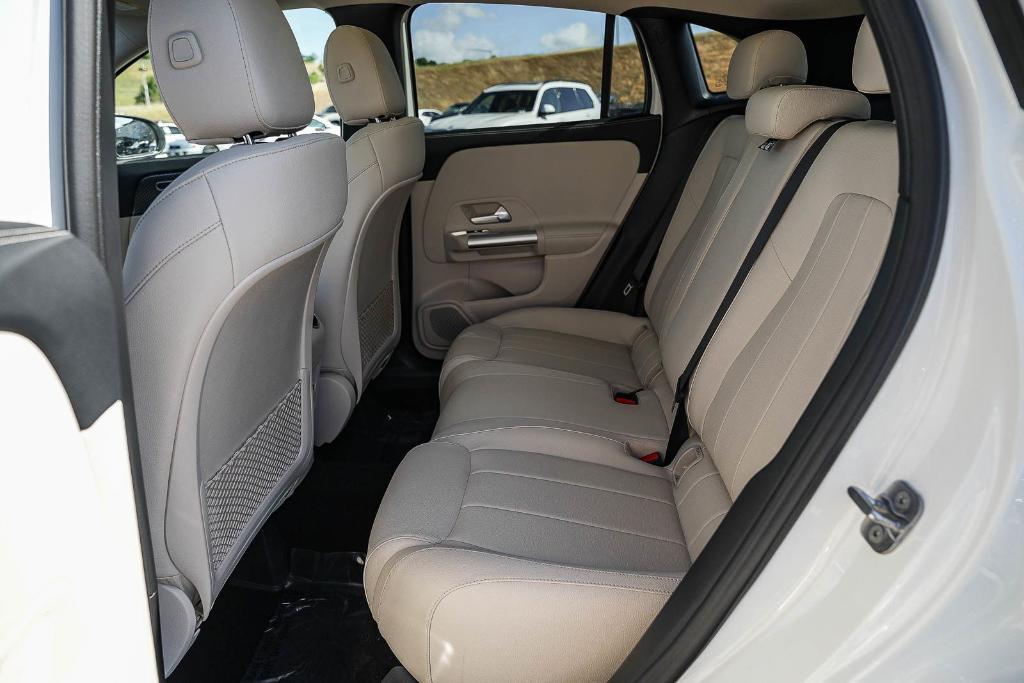 new 2026 Mercedes-Benz GLA 250 car, priced at $46,850