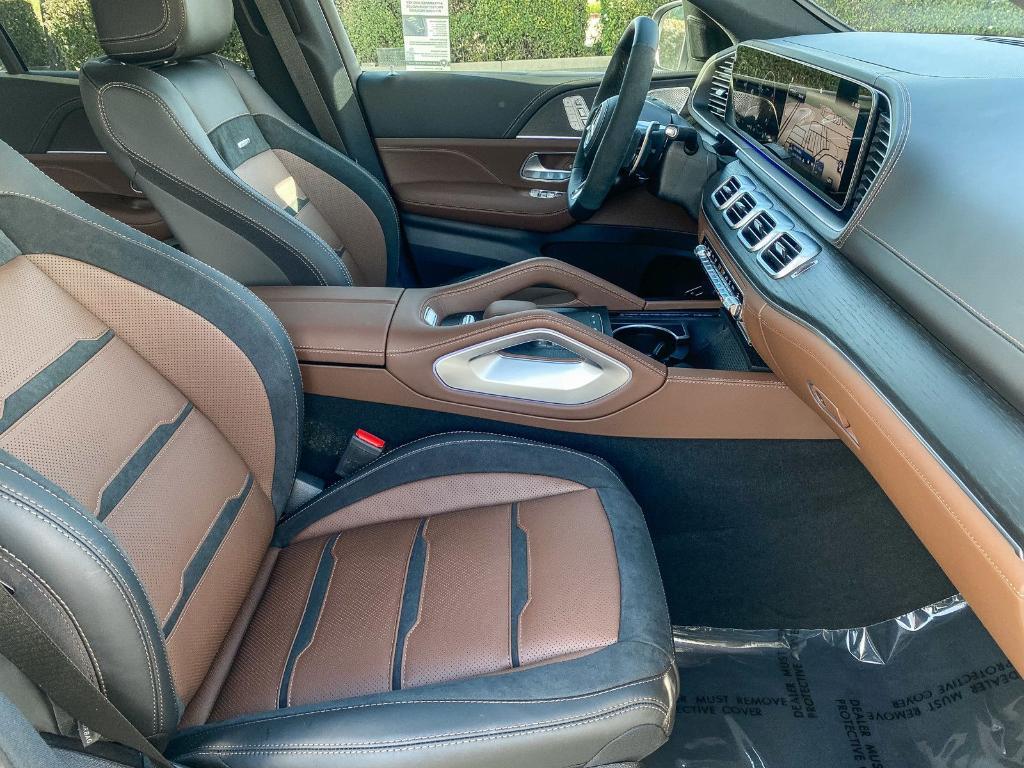 new 2025 Mercedes-Benz AMG GLE 53 car, priced at $100,205