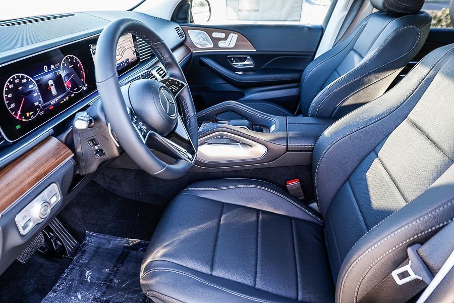 new 2026 Mercedes-Benz GLE 450 car, priced at $81,410