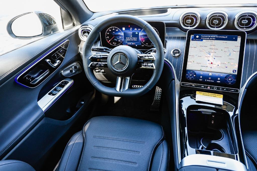 new 2025 Mercedes-Benz GLC 300 car, priced at $71,495