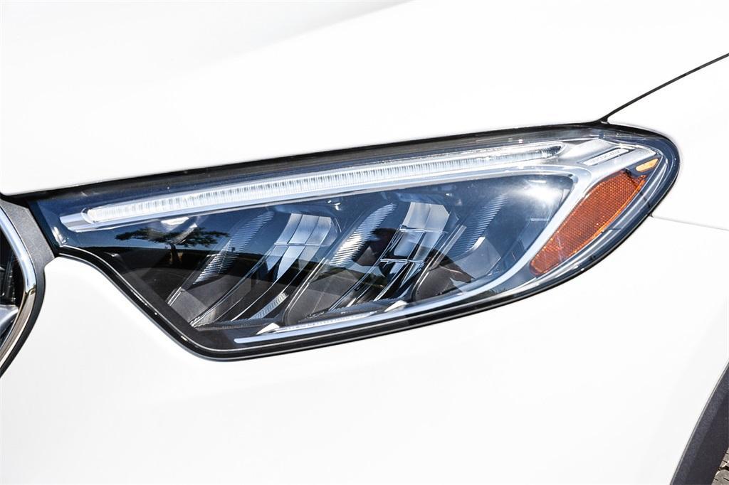 new 2025 Mercedes-Benz GLC 300 car, priced at $52,405