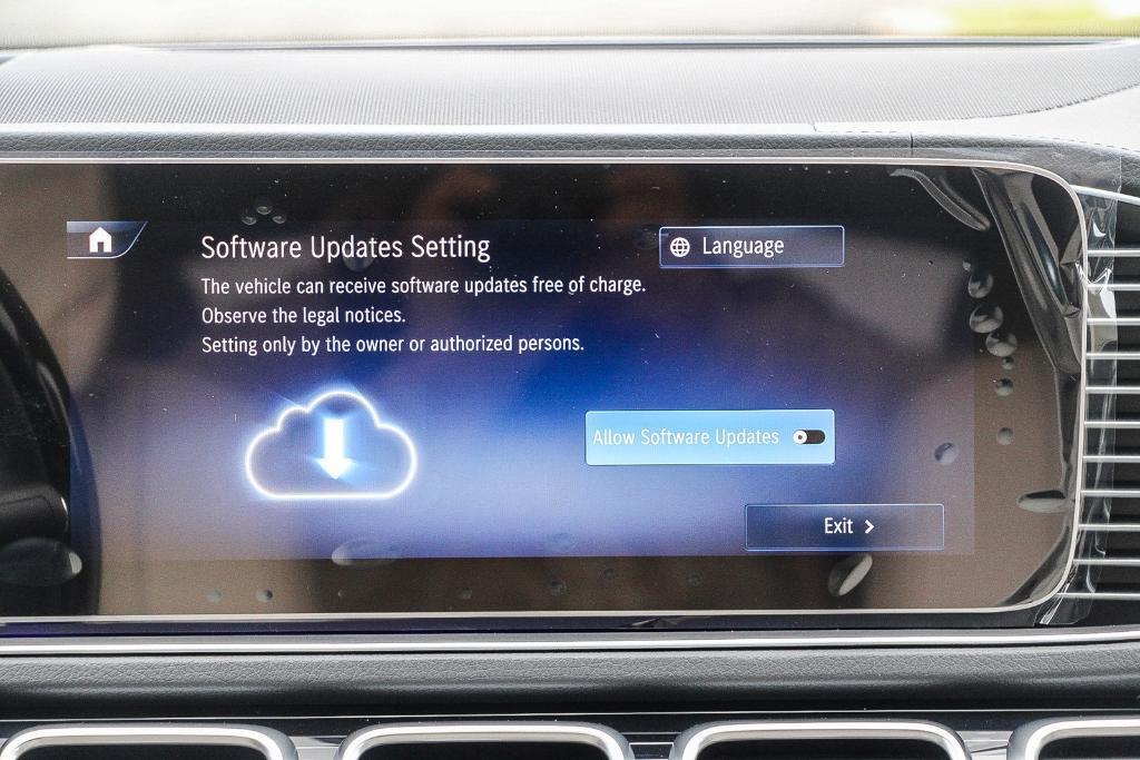 new 2026 Mercedes-Benz GLE 450 car, priced at $94,420