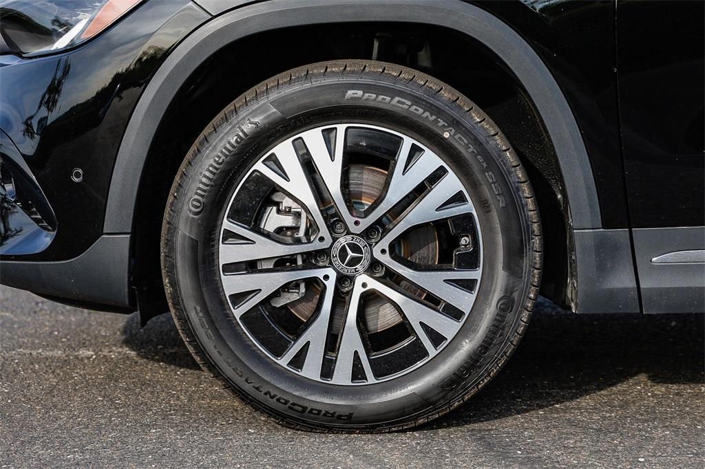 new 2025 Mercedes-Benz GLA 250 car, priced at $45,845