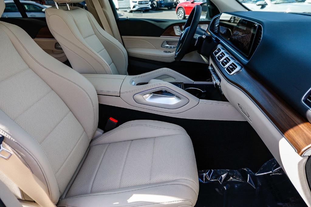 new 2026 Mercedes-Benz GLE 450 car