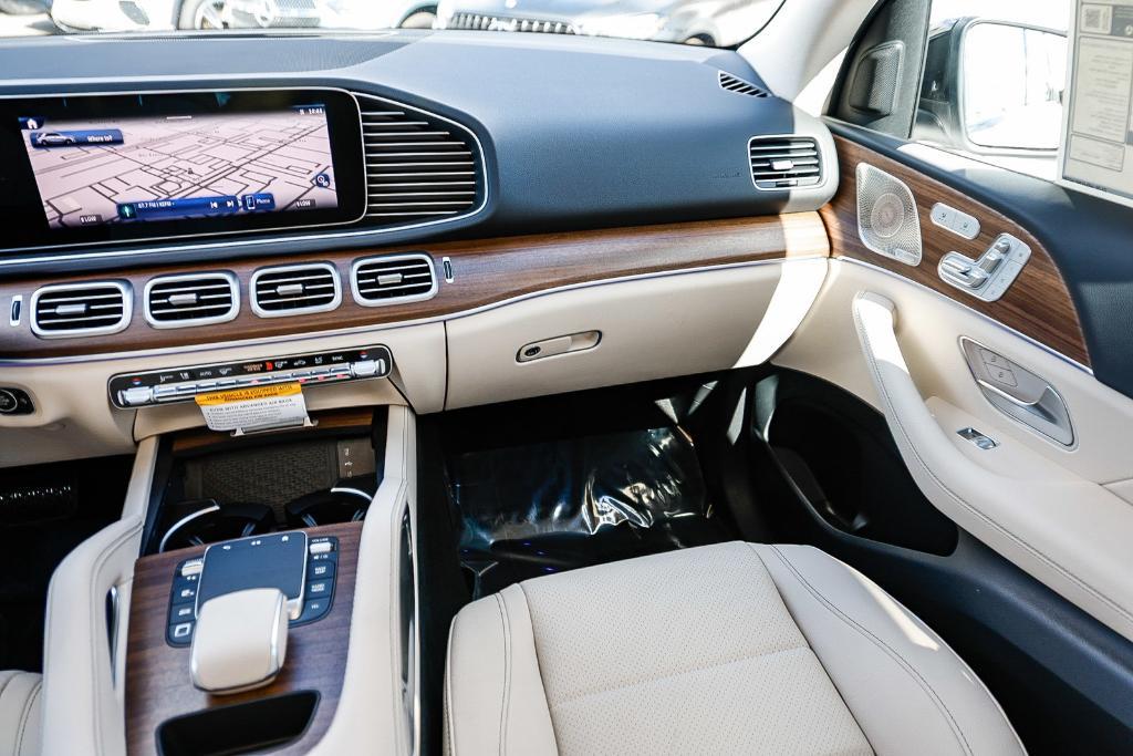 new 2026 Mercedes-Benz GLE 450 car