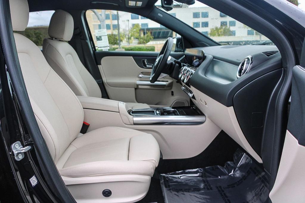 used 2025 Mercedes-Benz GLA 250 car, priced at $34,595