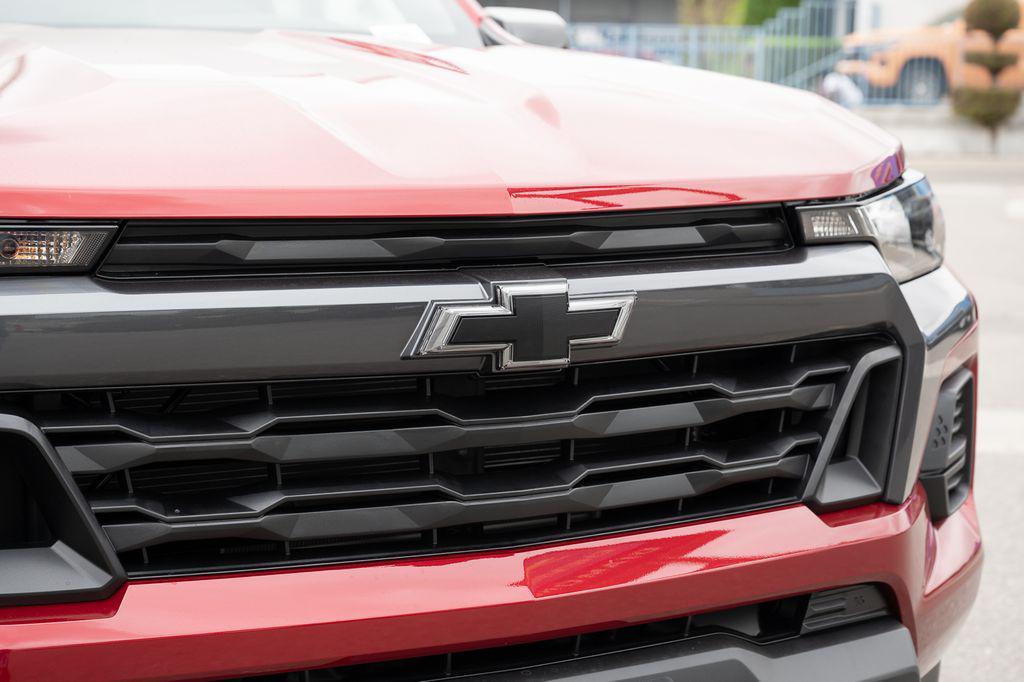 new 2026 Chevrolet Colorado car, priced at $37,925