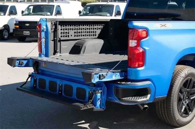 new 2025 Chevrolet Silverado 1500 car, priced at $41,577