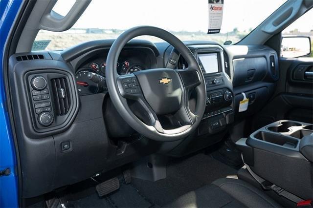 new 2025 Chevrolet Silverado 1500 car, priced at $41,577