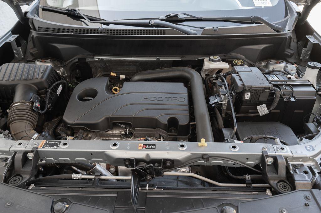 used 2023 Chevrolet Equinox car, priced at $18,499
