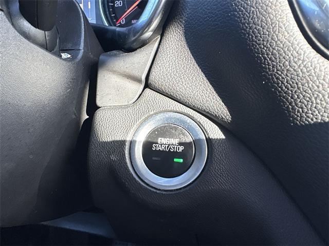 used 2022 Chevrolet Equinox car, priced at $13,695