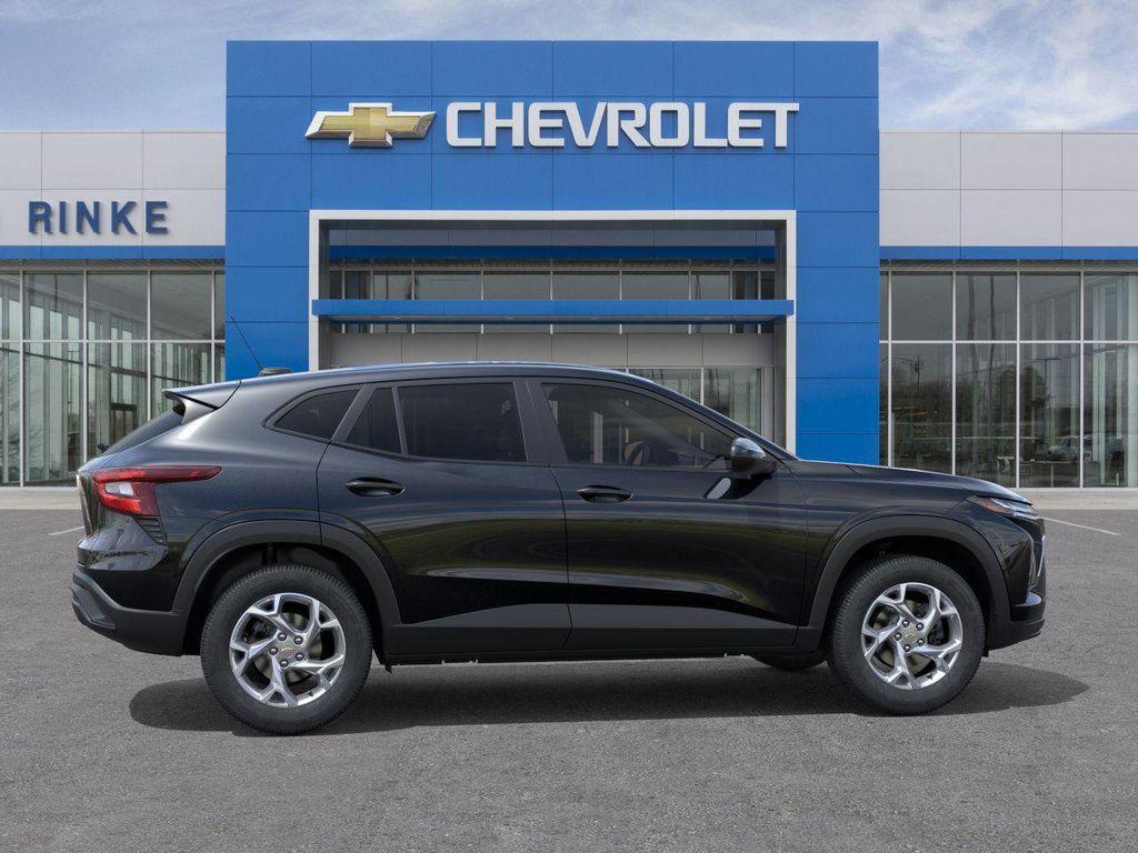 new 2026 Chevrolet Trax car, priced at $23,392