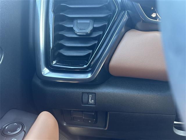 used 2025 GMC Canyon car, priced at $44,545