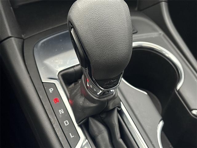 used 2022 Chevrolet Equinox car, priced at $17,995