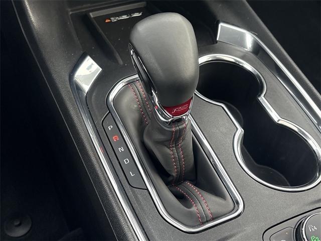 used 2023 Chevrolet Traverse car, priced at $35,979