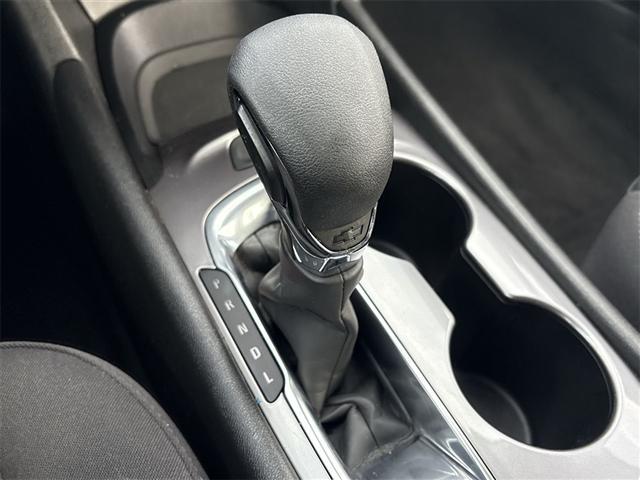 used 2022 Chevrolet Malibu car, priced at $16,999