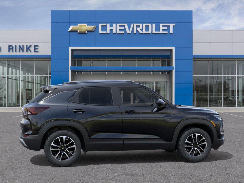 new 2026 Chevrolet TrailBlazer car, priced at $28,122