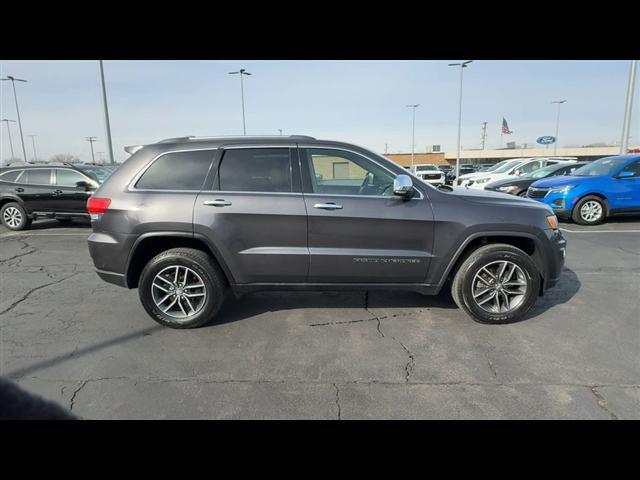 used 2017 Jeep Grand Cherokee car, priced at $15,225