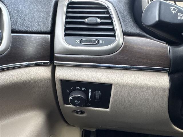 used 2017 Jeep Grand Cherokee car, priced at $15,225