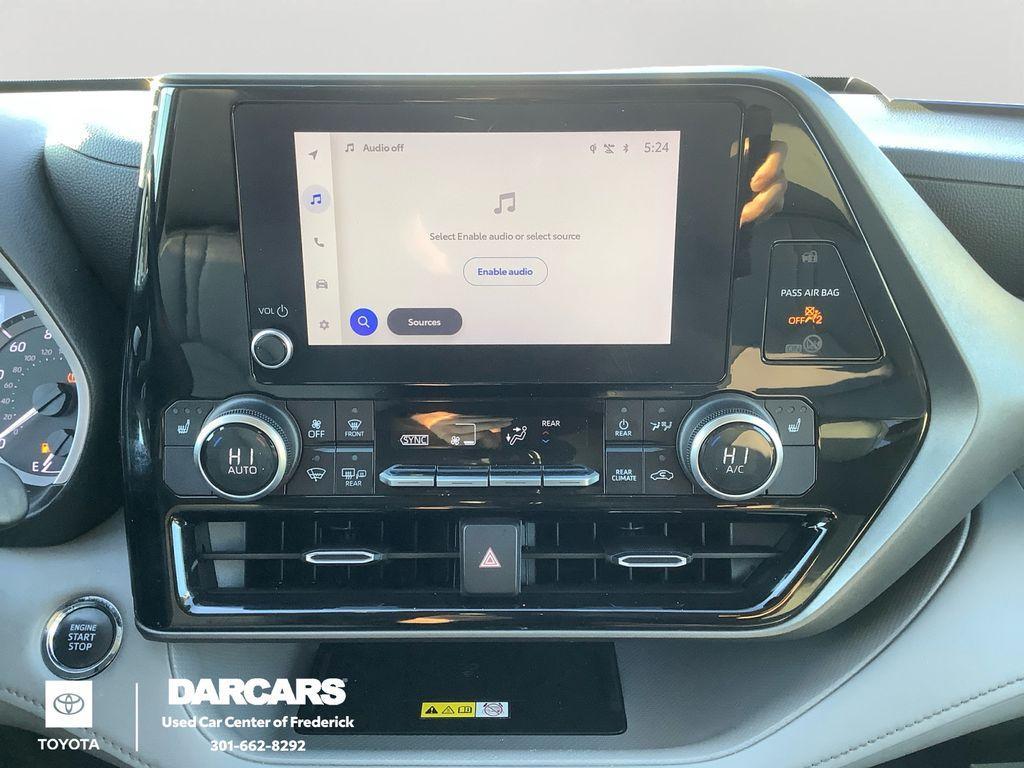 used 2023 Toyota Highlander car, priced at $33,440
