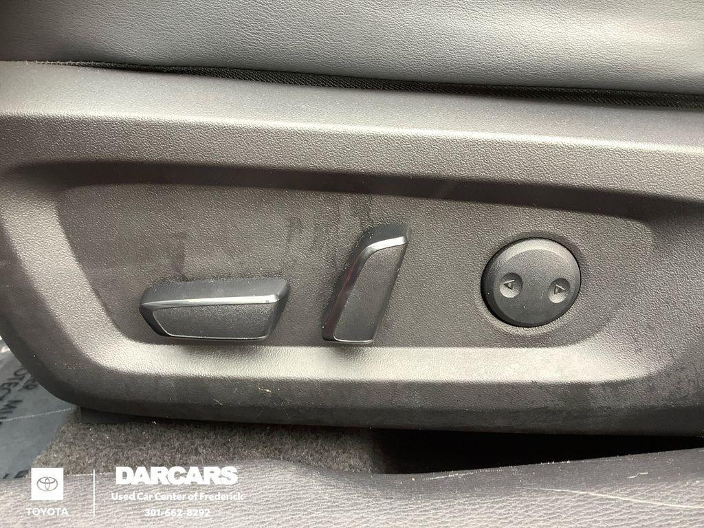 used 2024 Mitsubishi Outlander car, priced at $21,000