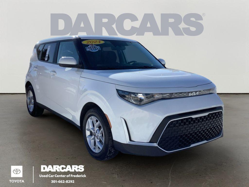 used 2024 Kia Soul car, priced at $14,940