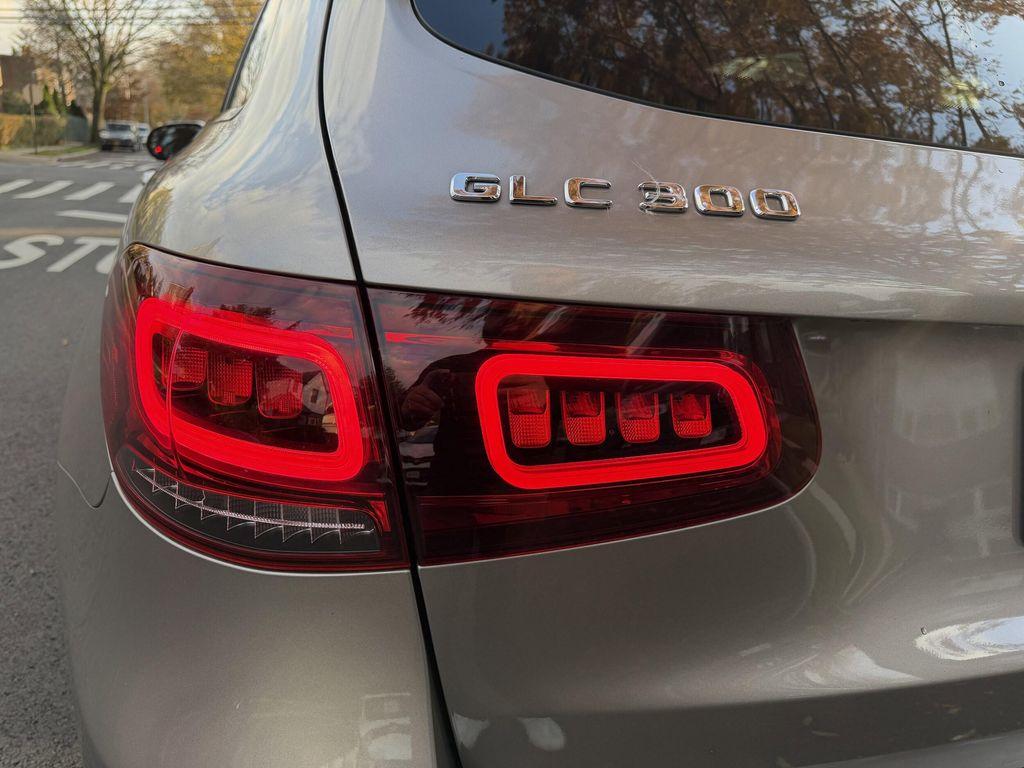 used 2021 Mercedes-Benz GLC 300 car, priced at $21,995
