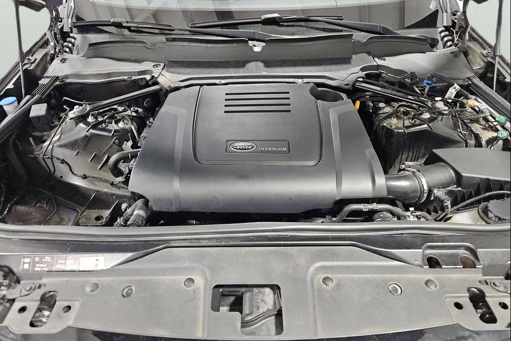 used 2022 Land Rover Discovery car, priced at $17,950