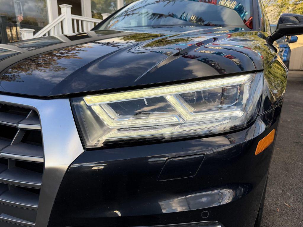 used 2020 Audi Q5 car, priced at $17,995