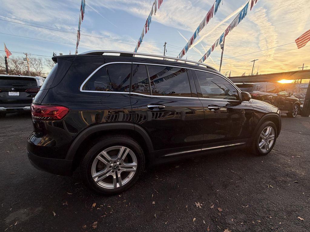 used 2022 Mercedes-Benz GLB 250 car, priced at $20,988