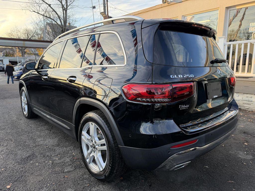 used 2022 Mercedes-Benz GLB 250 car, priced at $20,988
