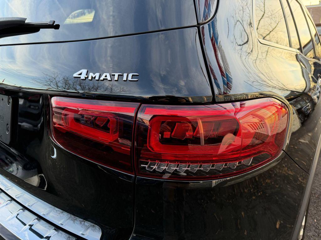 used 2022 Mercedes-Benz GLB 250 car, priced at $20,988