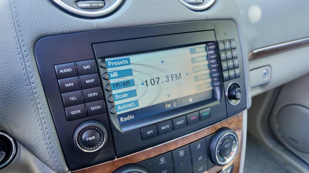 used 2007 Mercedes-Benz GL-Class car, priced at $7,995