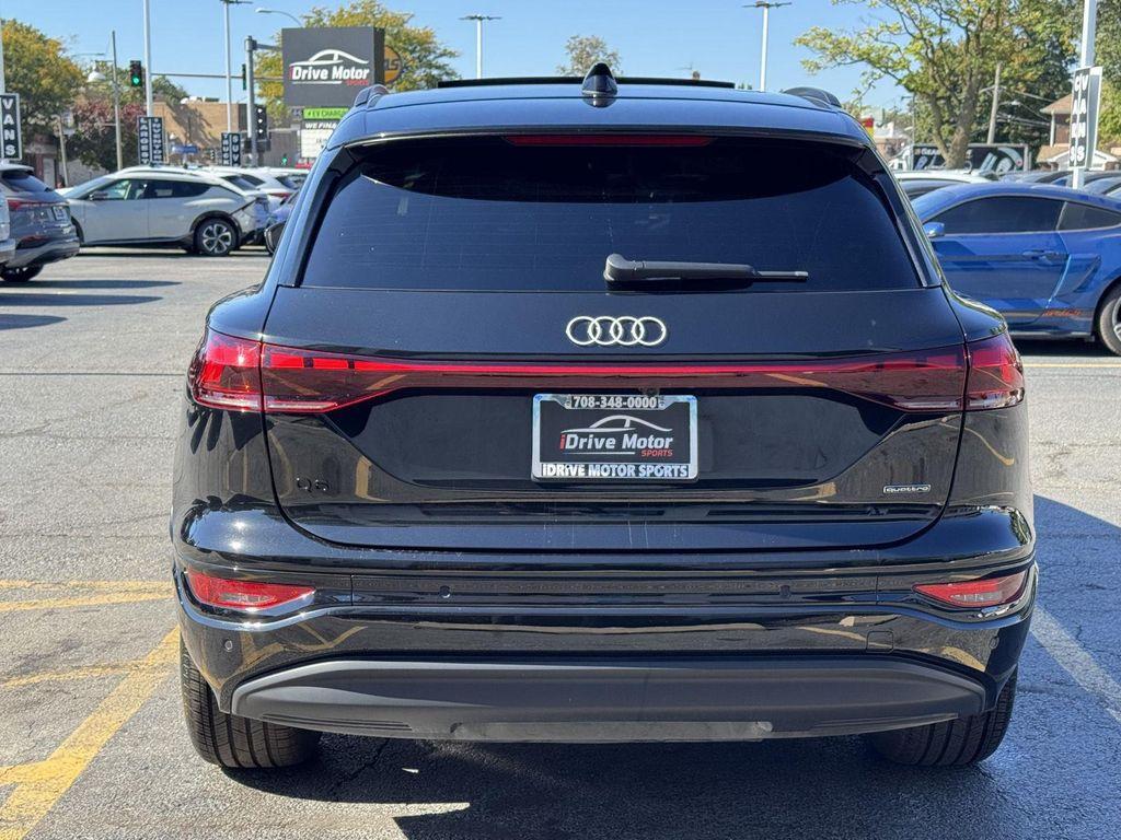 Audi Q6 e-tron view 10