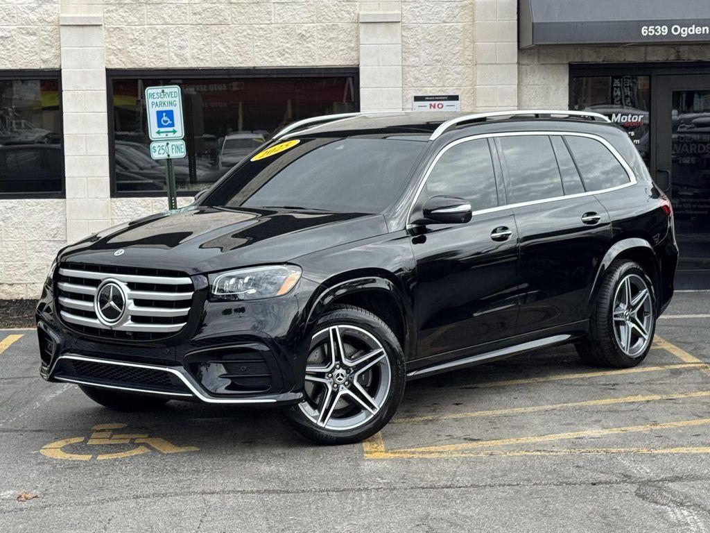 Mercedes-Benz GLS view 4