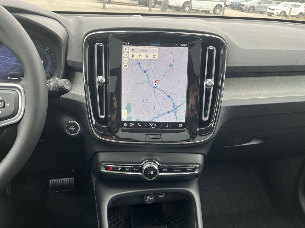 new 2025 Volvo XC40 car, priced at $45,465