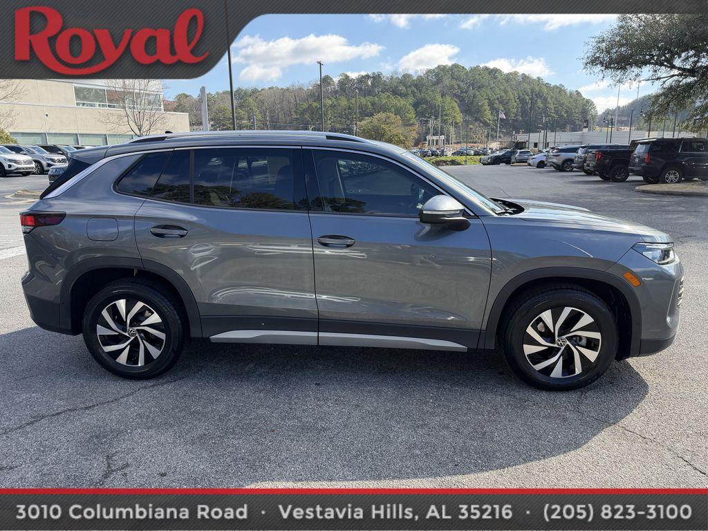 used 2025 Volkswagen Tiguan car, priced at $24,982