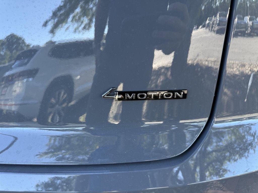 new 2026 Volkswagen Atlas Cross Sport car, priced at $49,251