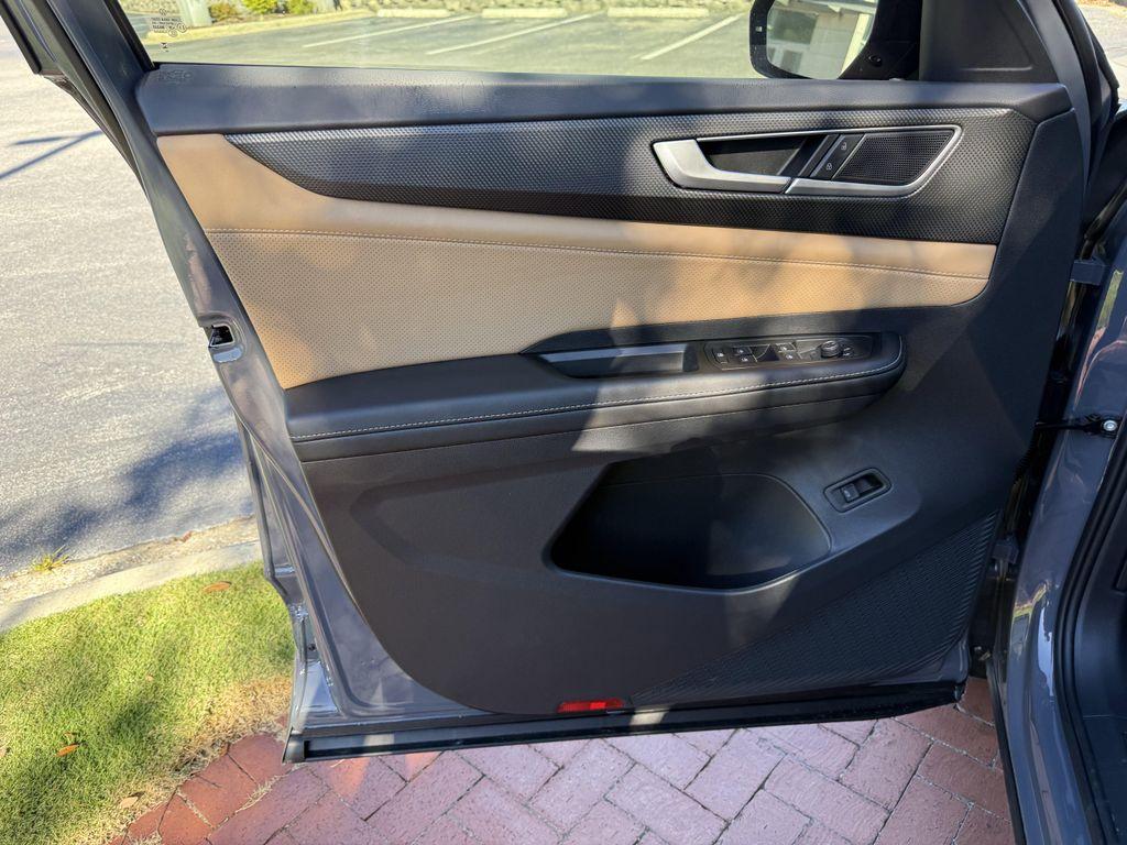 new 2026 Volkswagen Atlas Cross Sport car, priced at $49,251