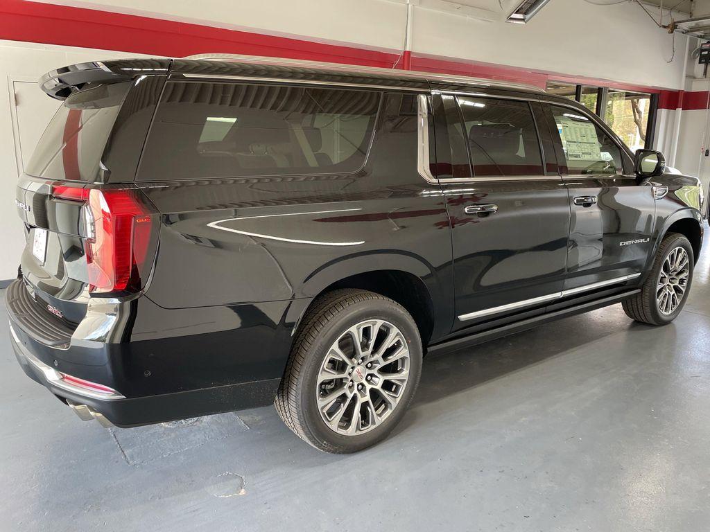 new 2026 GMC Yukon XL car, priced at $95,040